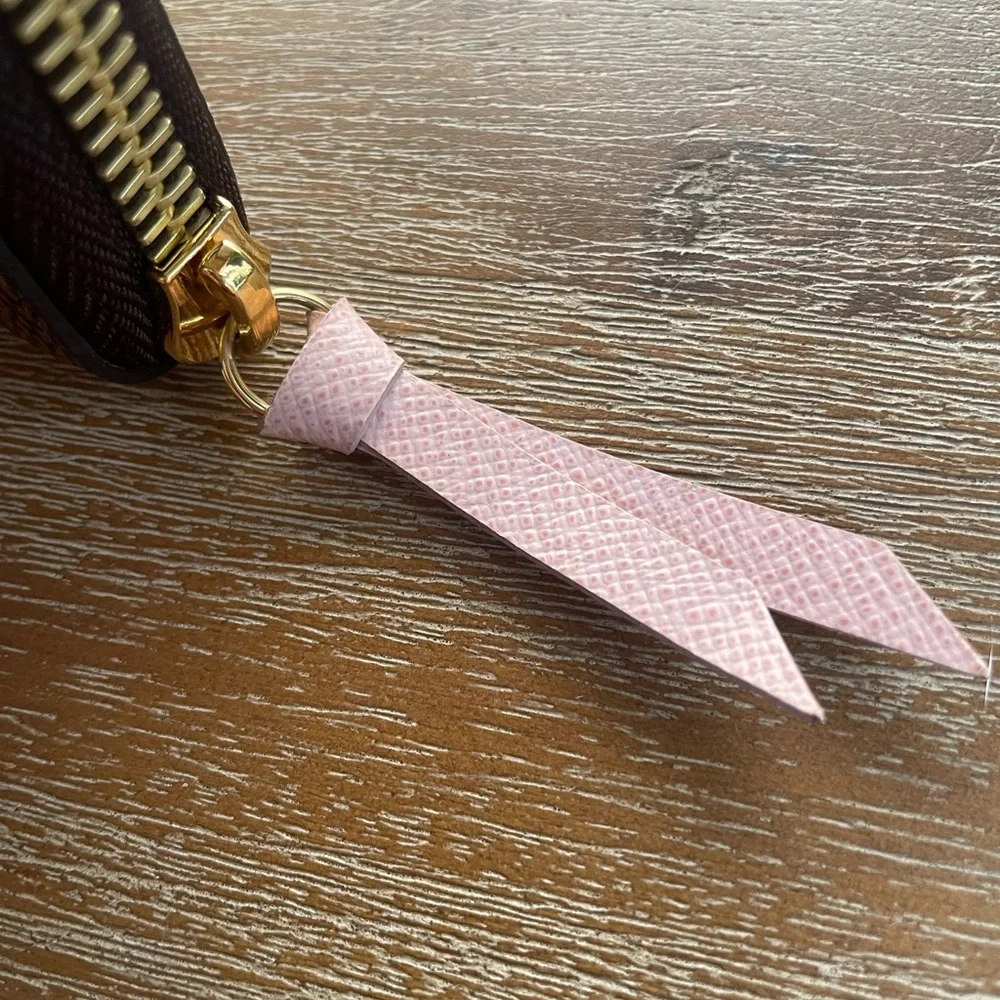 ❌ SOLD ❌ Authentic Louis Vuitton Clemence Wallet - Picture 6 of 11